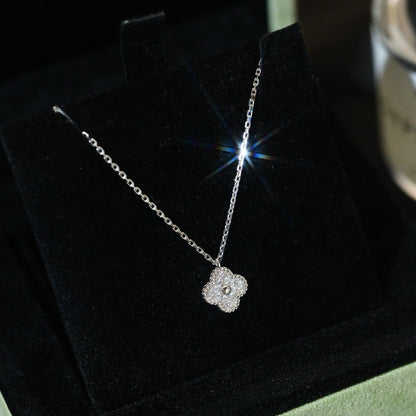 [Love Lucky]CLOVER MINI 9,5MM ANHÄNGER DIAMANT HALSKETTE