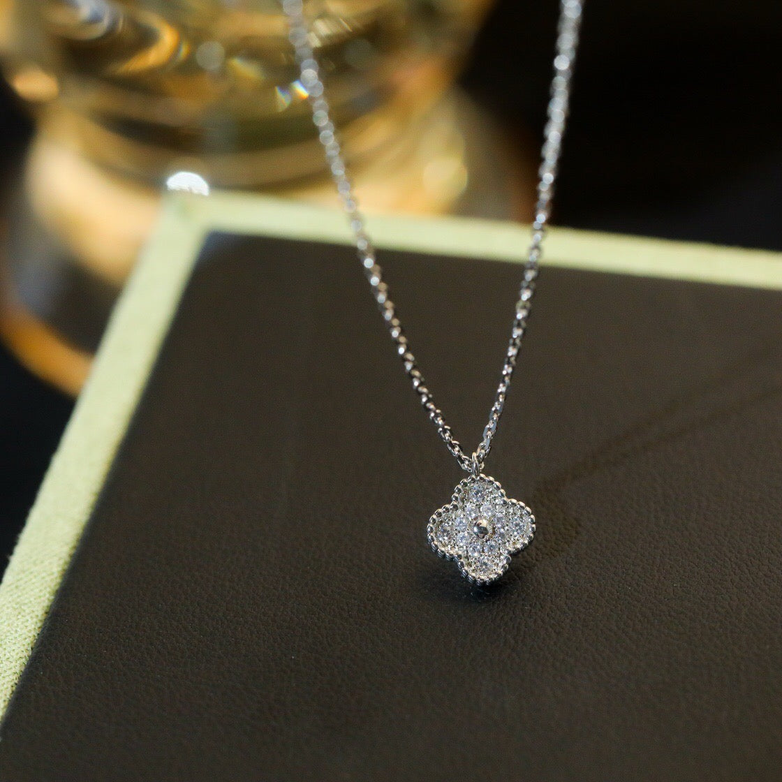 [Love Lucky]CLOVER MINI 9,5MM ANHÄNGER DIAMANT HALSKETTE