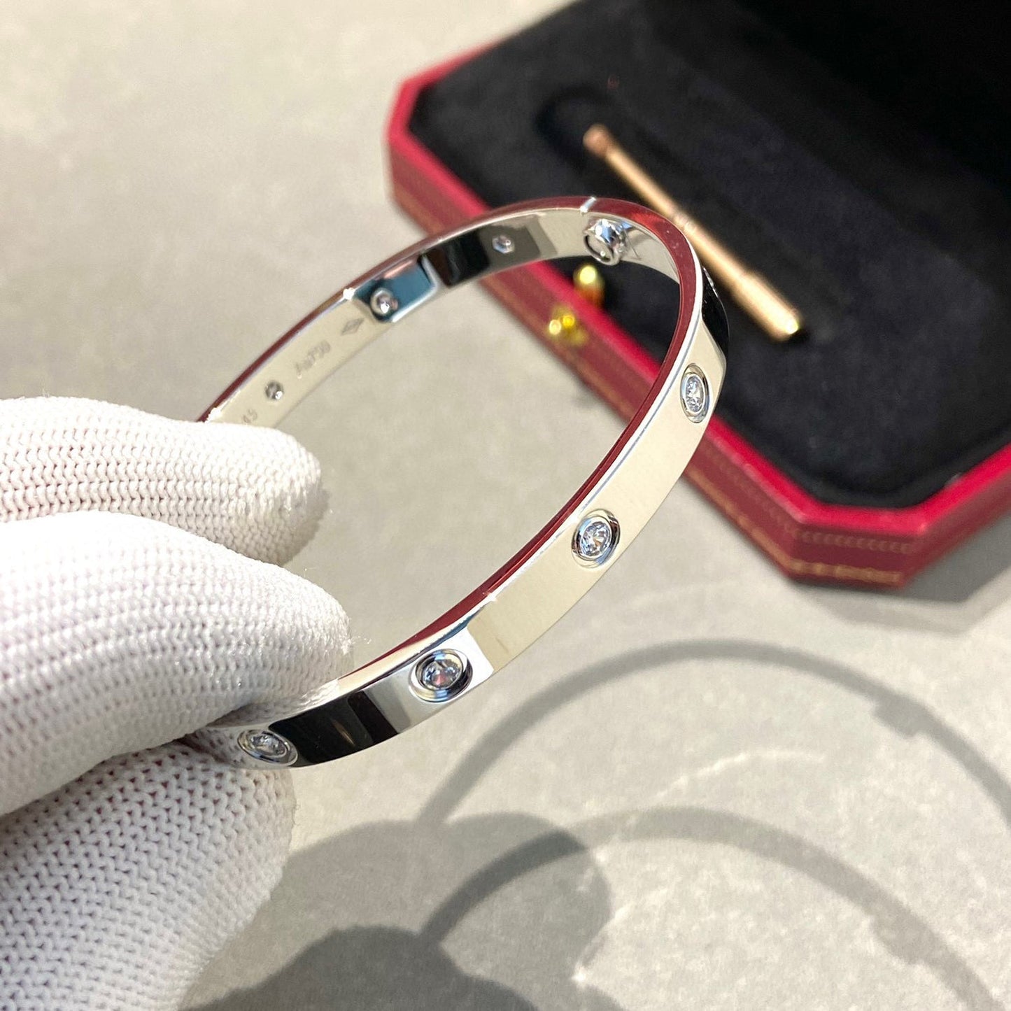 [ラブラッキー]ラブブレスレット 6.1MM 10ダイヤモンド