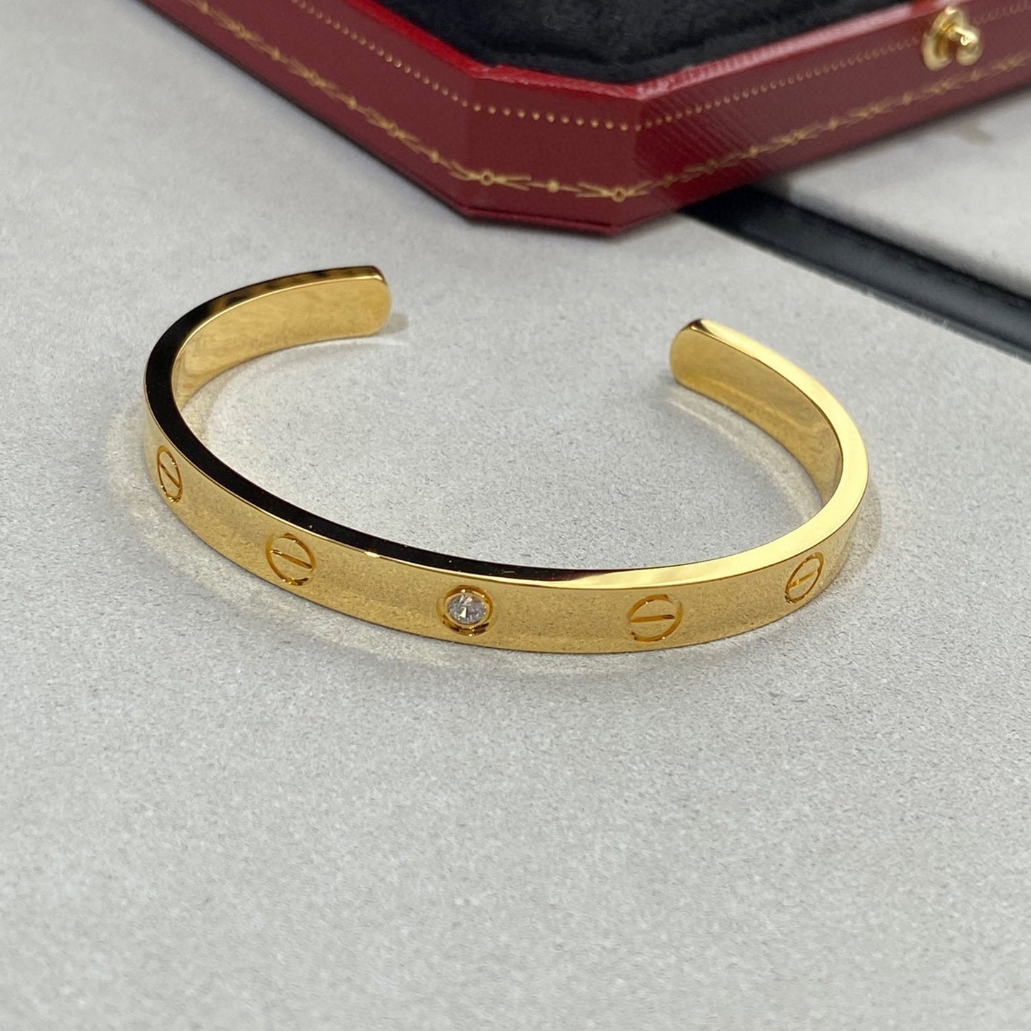 [Love Lucky]LOVE BRACELET 6.1MM 1 DIAMOND OPEN CUFF
