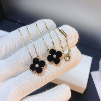 [Love Lucky]CLOVER 15MM DIAMANT-ONYX-HALSKETTE
