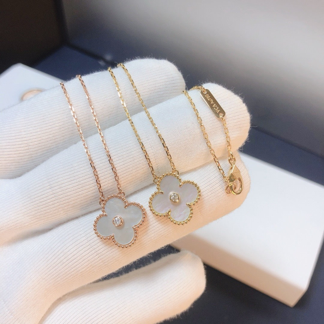 [Love Lucky]CLOVER 15MM DIAMANT WEISSE FRITILLARIA HALSKETTE