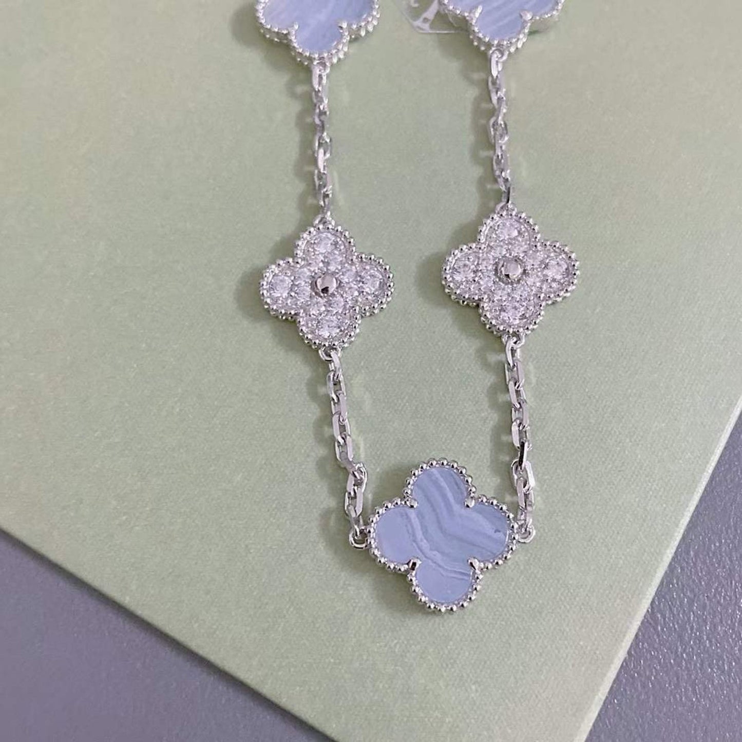 [Love Lucky]CLOVER 5 MOTIV DIAMOND LILA CHALCEDON ARMBAND SILBER 