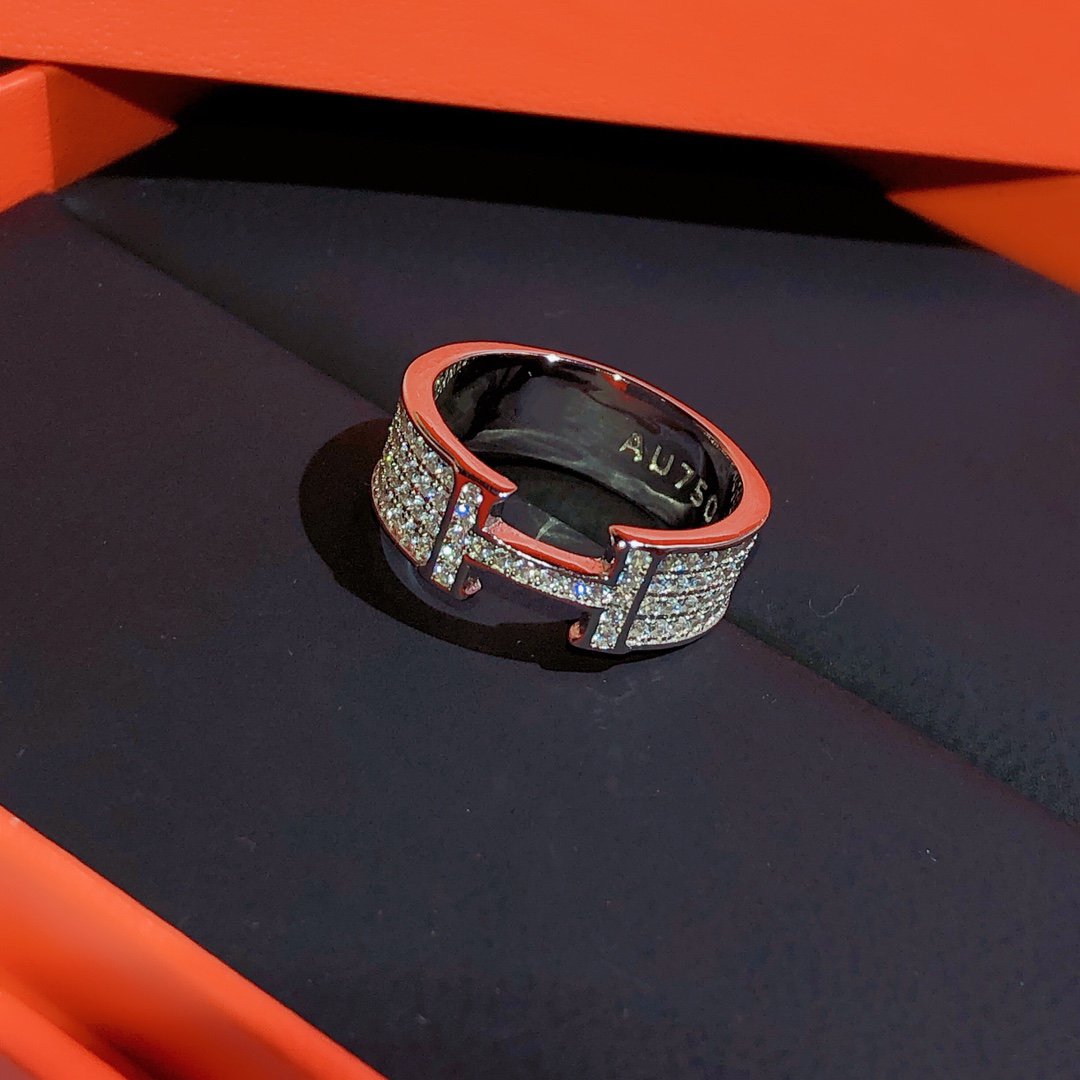 [Love Lucky]H RING VOLLER DIAMANT