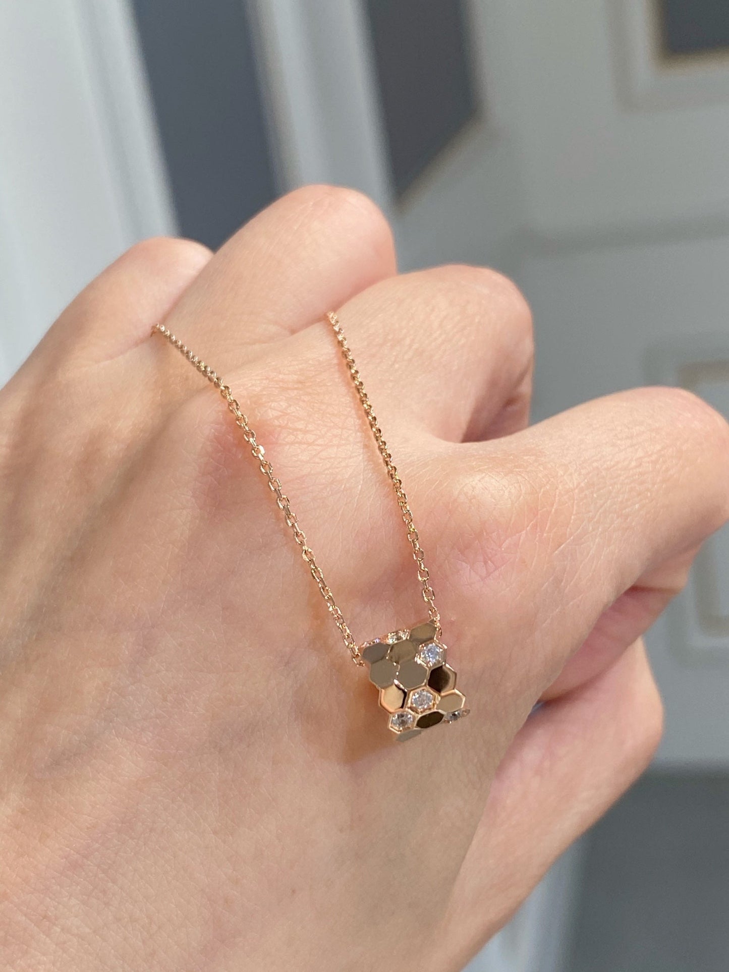 [Love Lucky]BEE LOVE DIAMOND NECKLACE