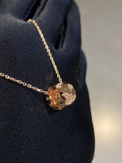 [Love Lucky]BEE LOVE DIAMOND NECKLACE