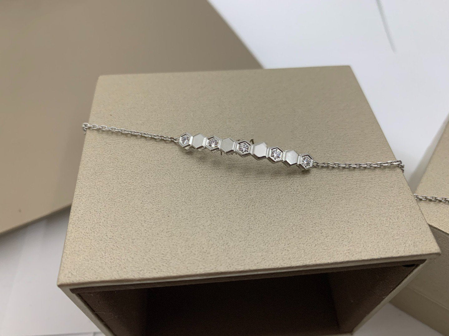 [Love Lucky]BEE LOVE BRACELET DIAMOND