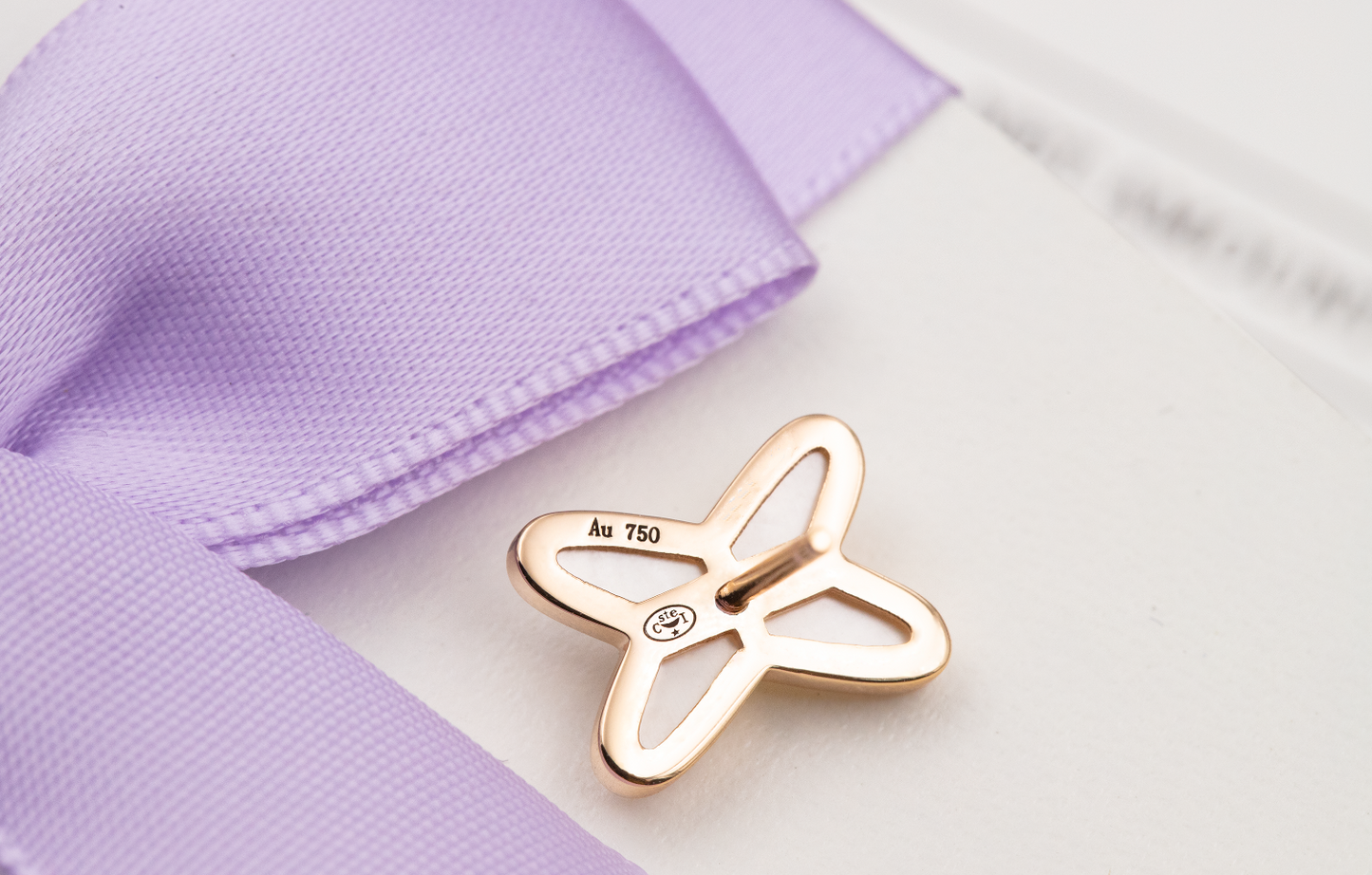 [Love Lucky]JEUX DE WHITE MOP PINK GOLD DIAMOND EARRINGS