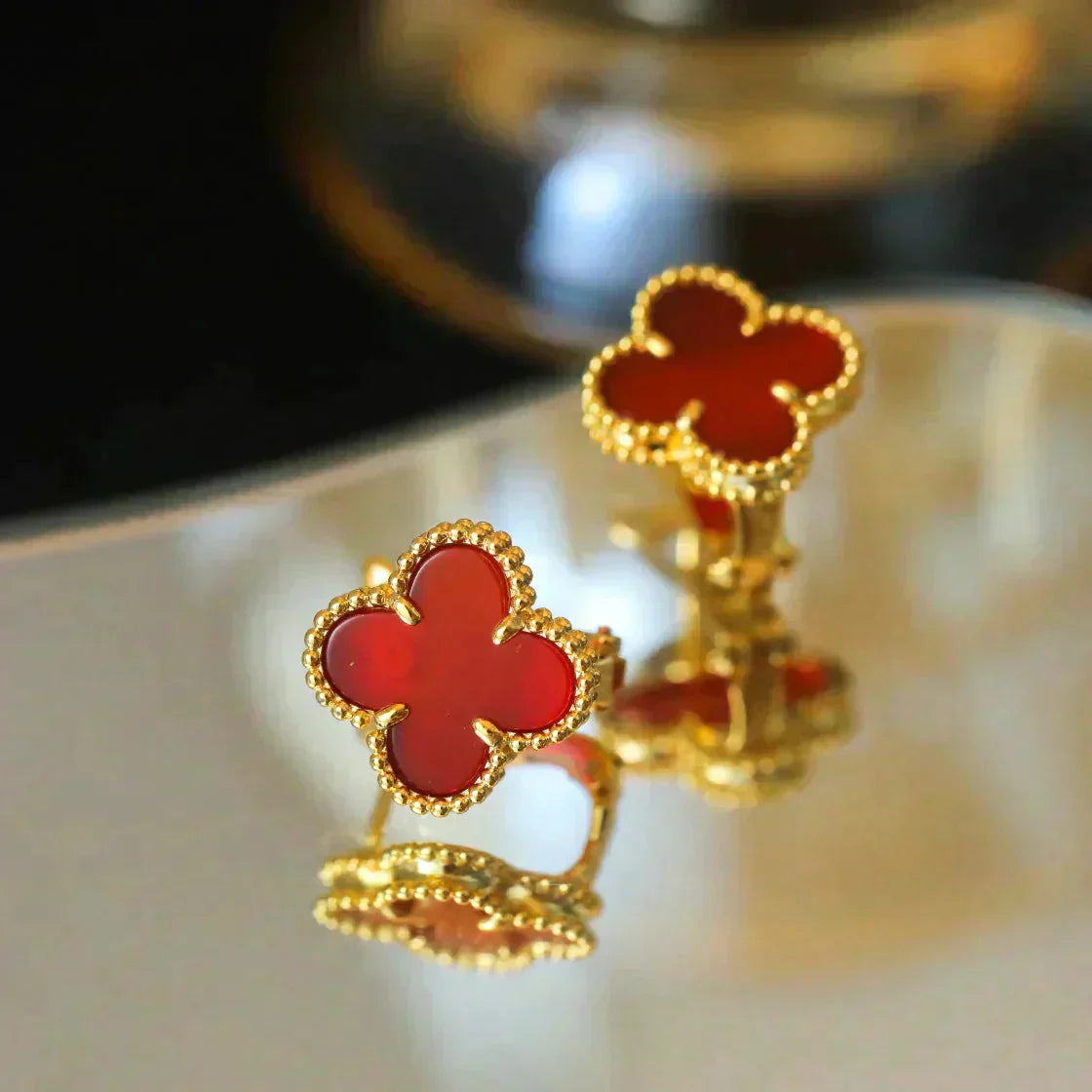 [Love Lucky]CLOVER MEDIUM 1 MOTIFS KARNEOL OHRRINGE