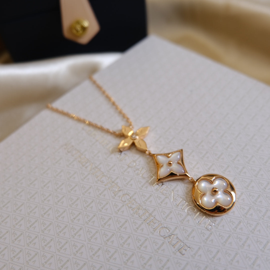 [Love Lucky] COLOR BLOSSOM LARIAT HALSKETTE ROSA GOLD WEIßE PERLE UND DIAMANT