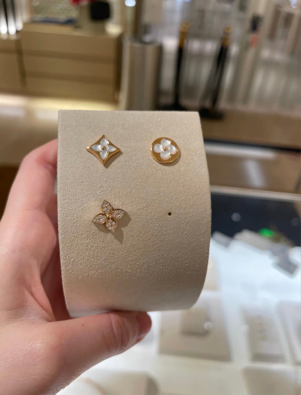[Love Lucky] STAR BLOSSOM Ohrstecker Roségold Diamanten