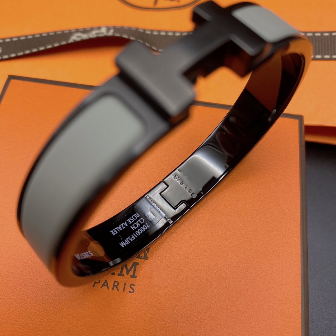 [ラブラッキー]CLIC HM SO ブラックグレーブレスレット