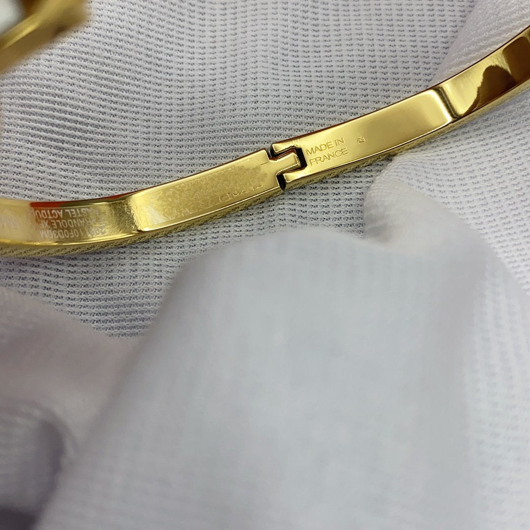 [Love Lucky]CLASSIC HM CLIC WHITE 8MM ENAMEL BRACELET