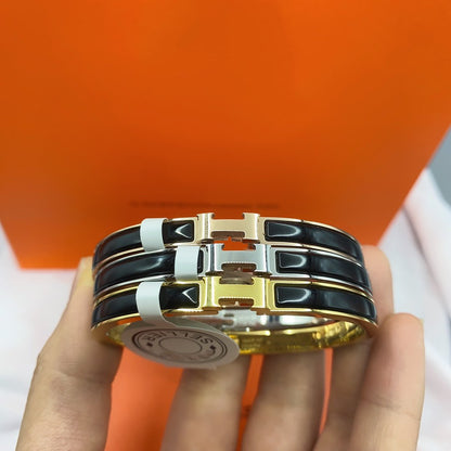 [Love Lucky]CLASSIC HM CLIC BLACK 8MM ENAMEL BRACELET