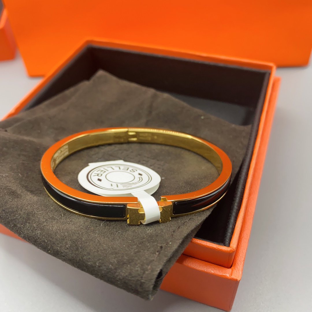 [Love Lucky]CLASSIC HM CLIC BLACK 8MM ENAMEL BRACELET