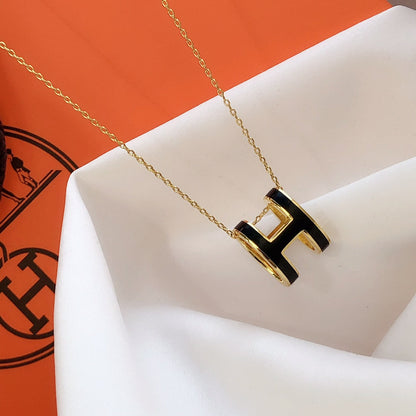 [ラブラッキー]HM CLIC ブラックエナメルゴールドネックレス