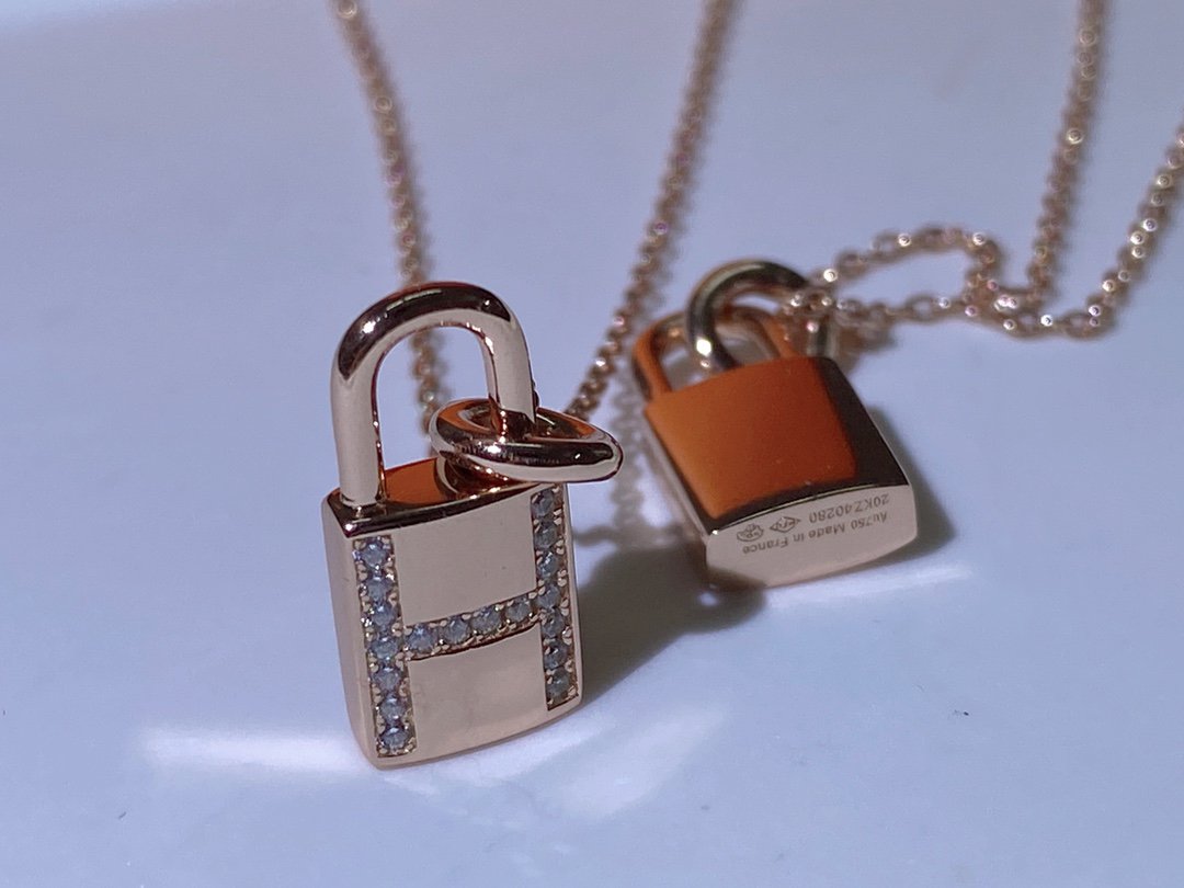 [ラブラッキー]HM アドバンスド ニッチ ロック ヘッド ネックレス ダイヤモンド
