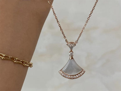 [Love Lucky]DREAM NECKLACE MOP PINK GOLD DIAMOND