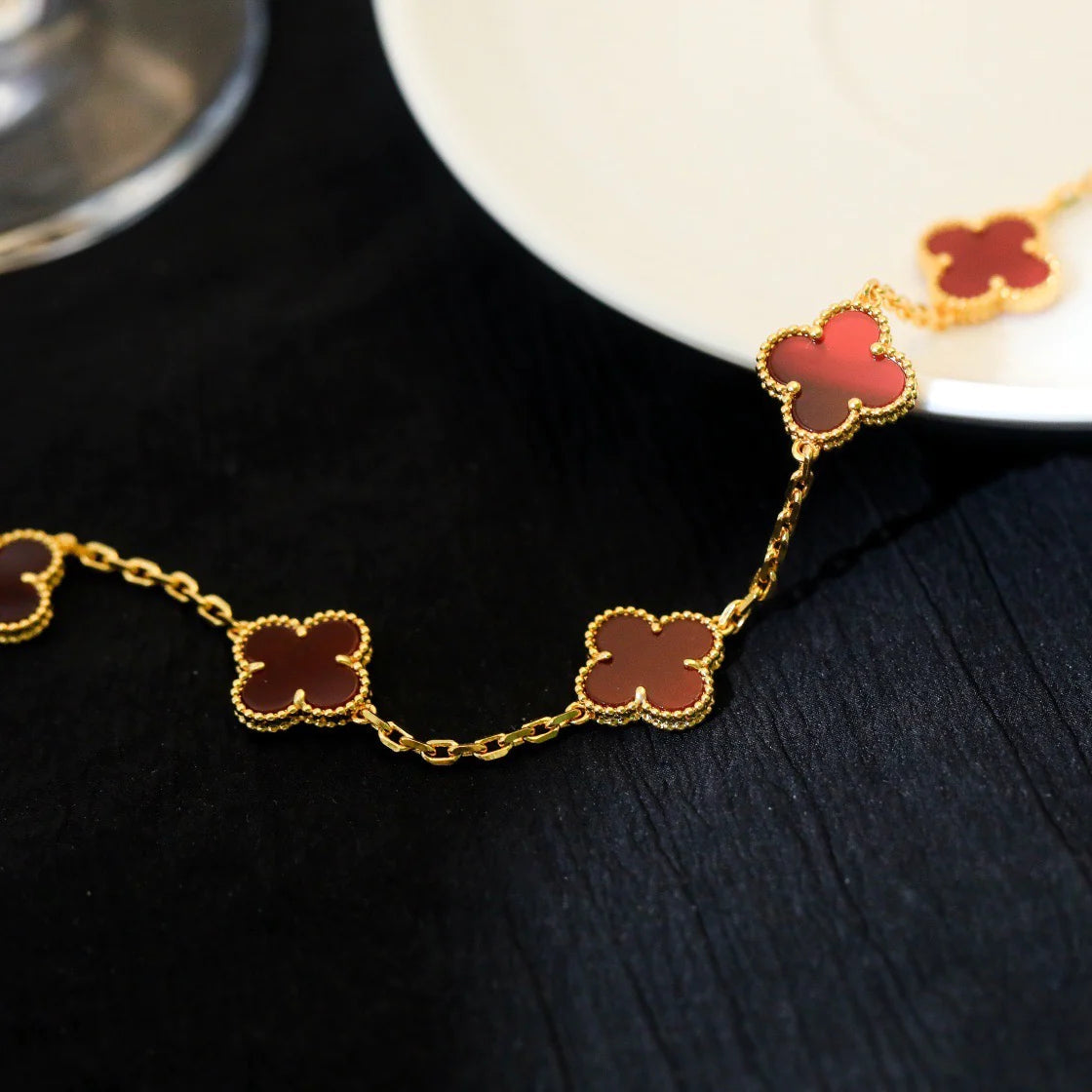 [Love Lucky]CLOVER 5 MOTIVE ROTER ACHAT ARMBAND 