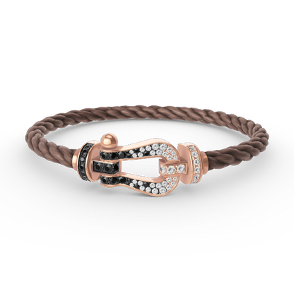 [Love Lucky]FORCE GROSSES HUFEISEN-ARMBAND MIT SCHWARZEN WEISSEN DIAMANTEN UND ROSÉGOLD