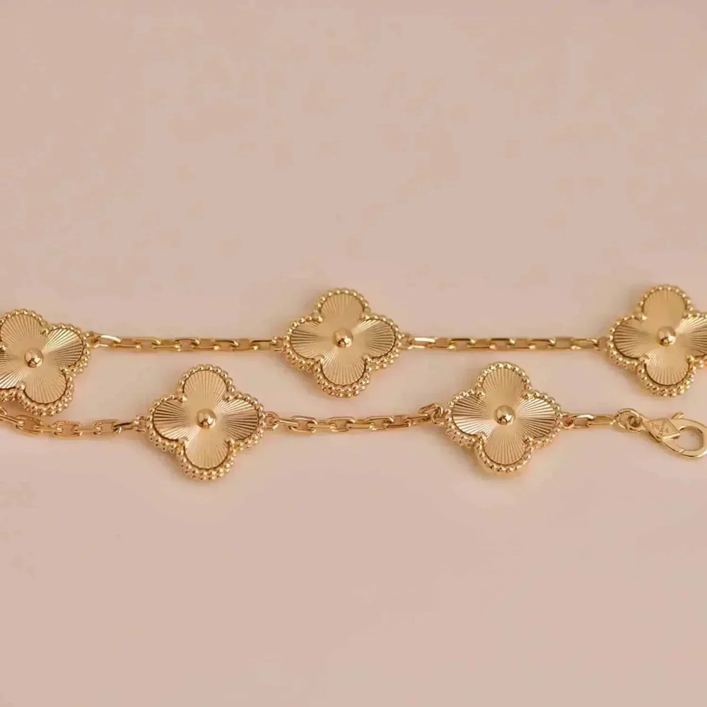 [Love Lucky]CLOVER 5 BLUMEN LASER ARMBAND 