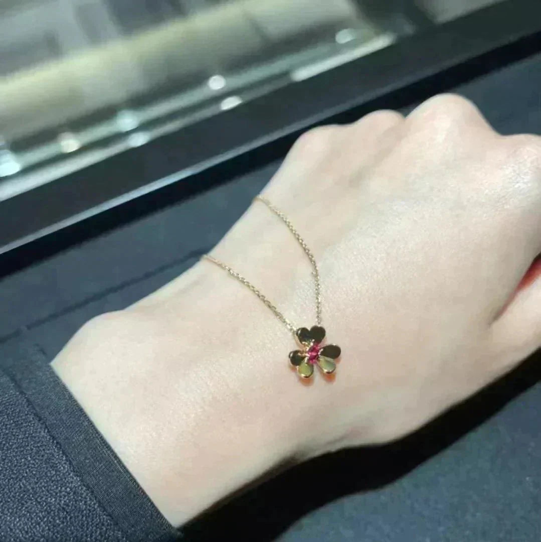 [Love Lucky]FRIVOLE GOLD BLUMENHALSKETTE