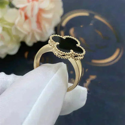 [Love Lucky] KLEEBLATT-ONYX-RING