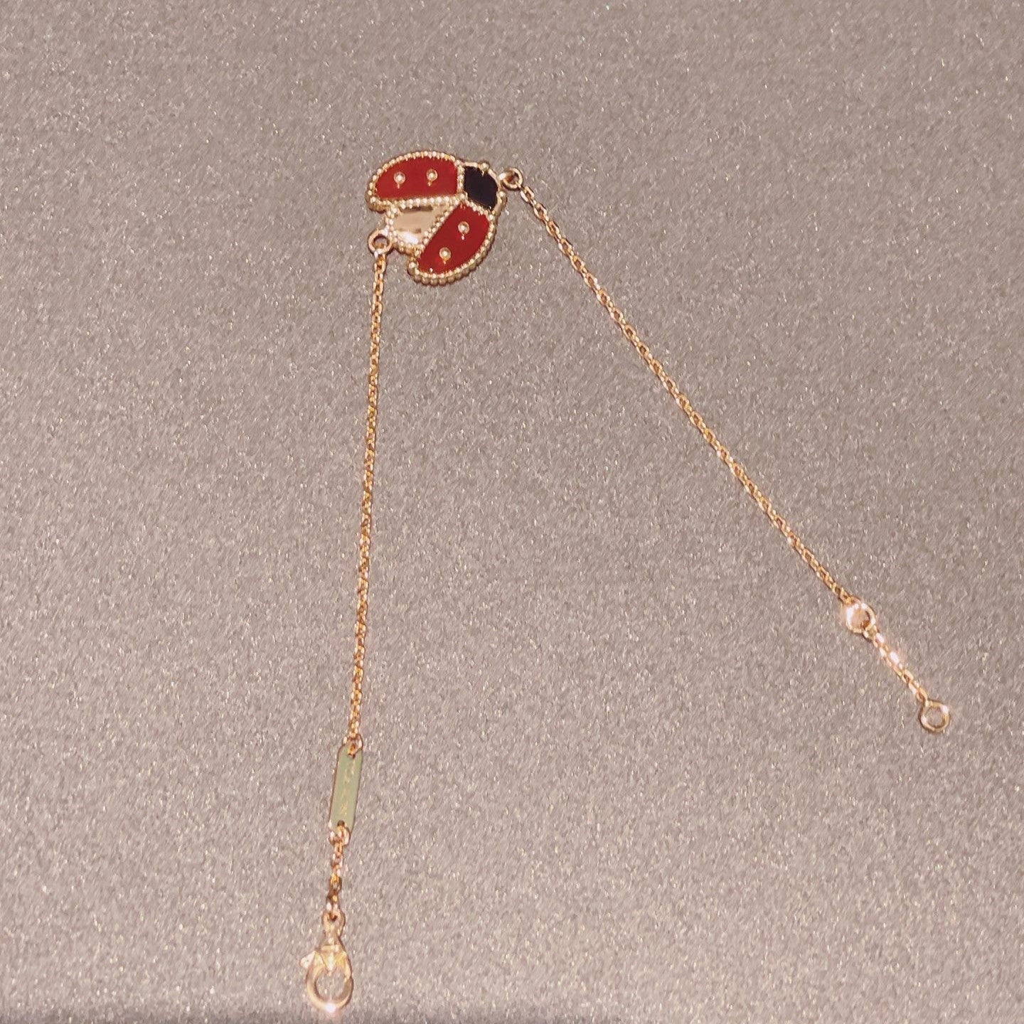 [Love Lucky] Armband aus Roségold mit Motiv „Lucky Spring“