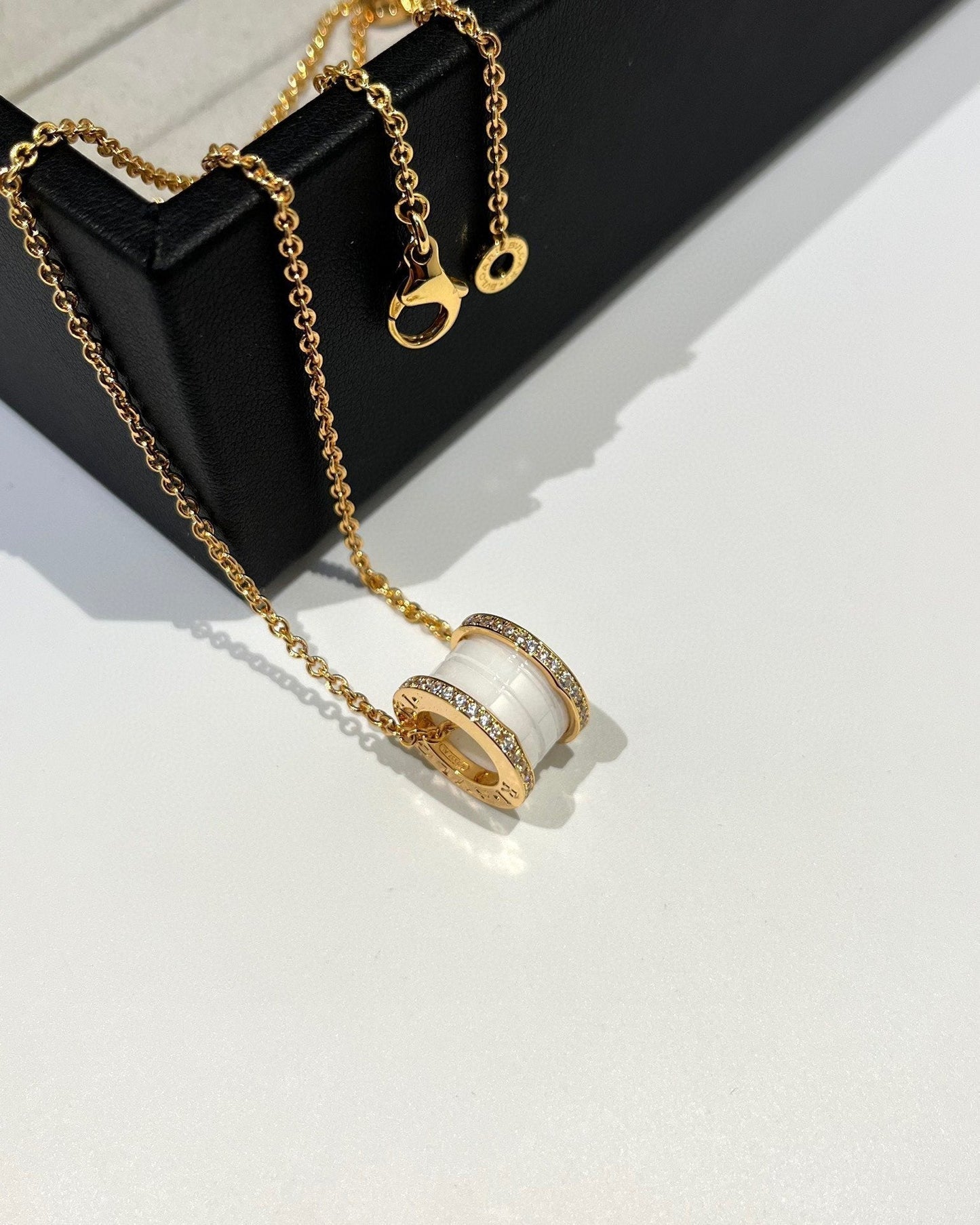 [Love Lucky]ZERO 1 WEISSE KERAMIK DIAMANT ROSGOLD HALSKETTE